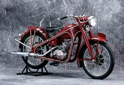 Honda Makes 300-Millionth Motorcycle Image